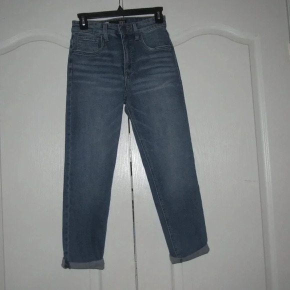 KUT FROM THE KLOTH Rachel Fab Ab Mom Cuffed Medium Wash Jeans Size 00 - Picture 1 of 7